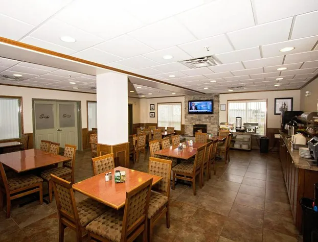 Service Plus Inns & Suites Drayton Valley hotel detail image 4