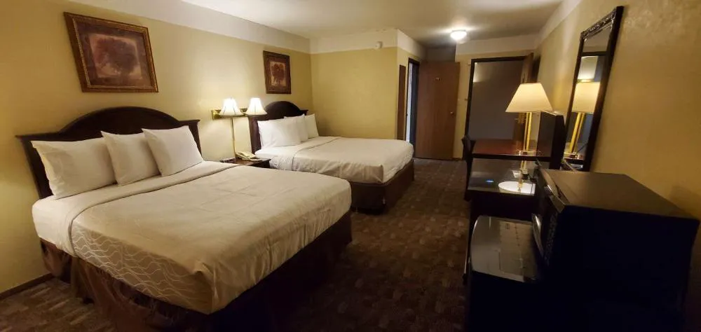 Americas Best Value Inn Chippewa Falls hotel detail image 4