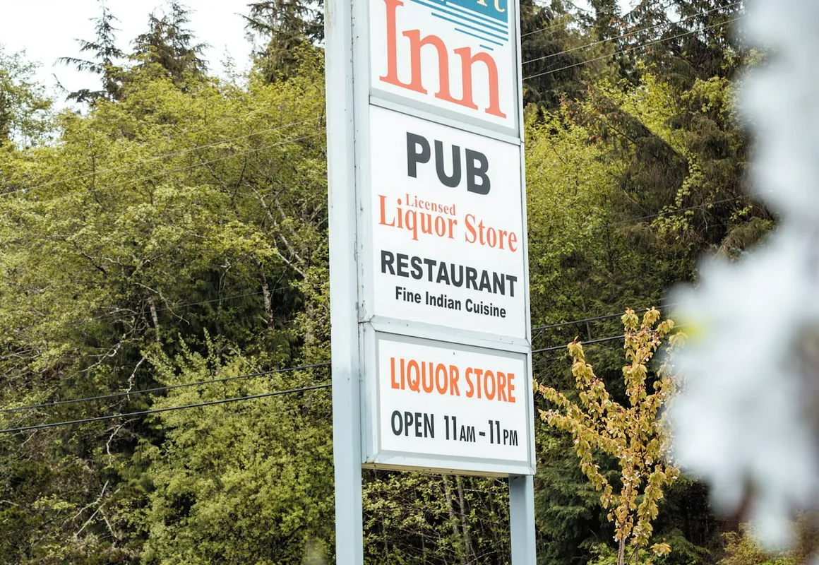 Airport Inn hotel hero