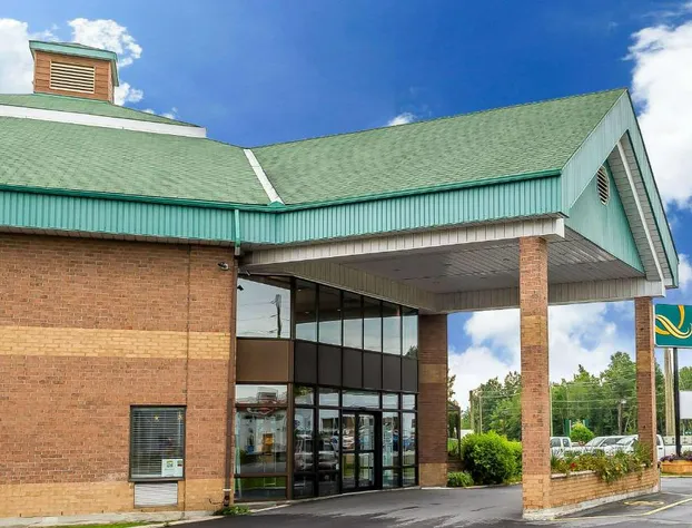 Quality Inn & Suites hotel detail image 1