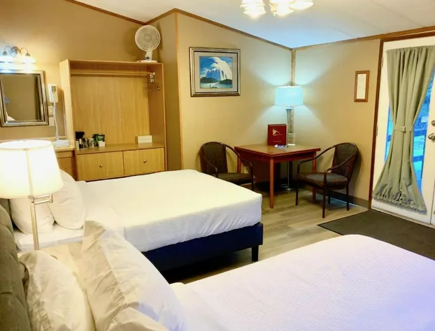 Sunwapta Falls Rocky Mountain Lodge hotel detail image 4