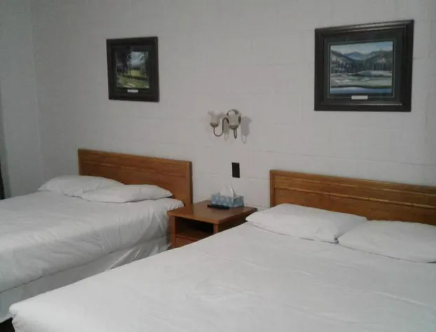 Top Notch Restaurant & Motel hotel detail image 1