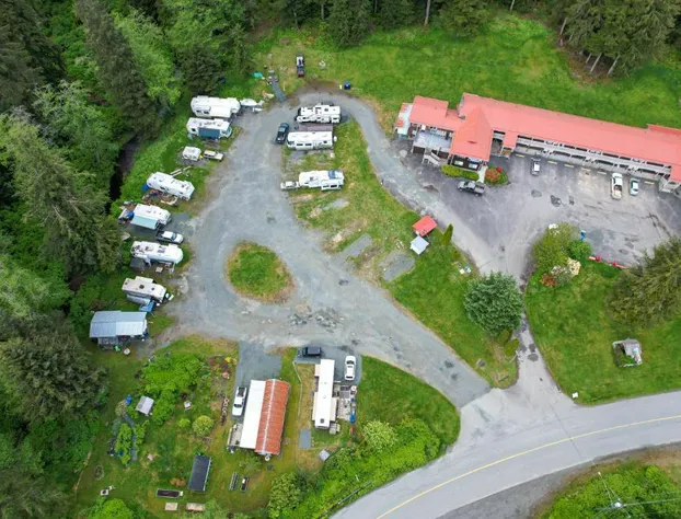 Pioneer Inn by the River hotel detail image 3