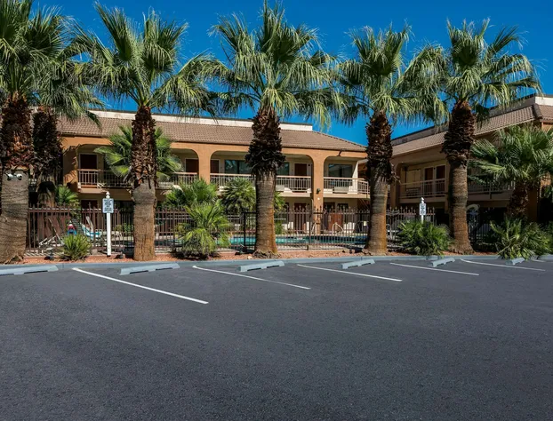 Quality Inn Saint George South Bluff hotel detail image 2