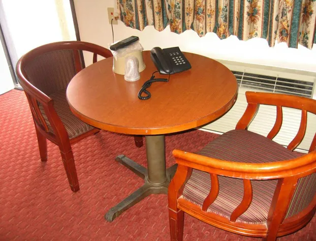 Royal Inn Motel Long Beach hotel detail image 4