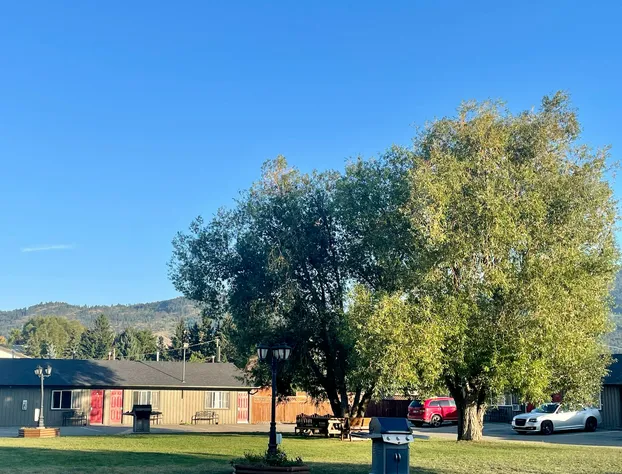 Knights Inn Merritt hotel detail image 2