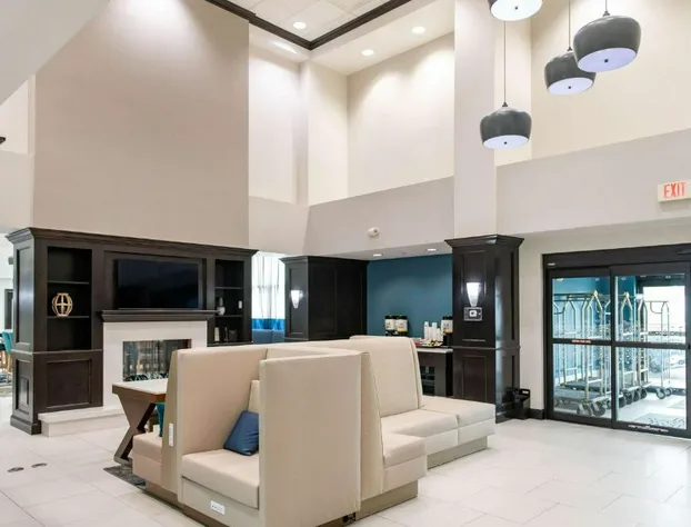 Hampton Inn & Suites Effingham hotel detail image 3