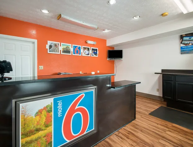 Motel 6 Parkersburg, WV hotel detail image 4