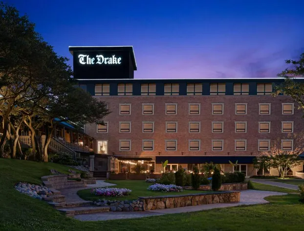 The Drake Oak Brook, Autograph Collection hotel detail image 4