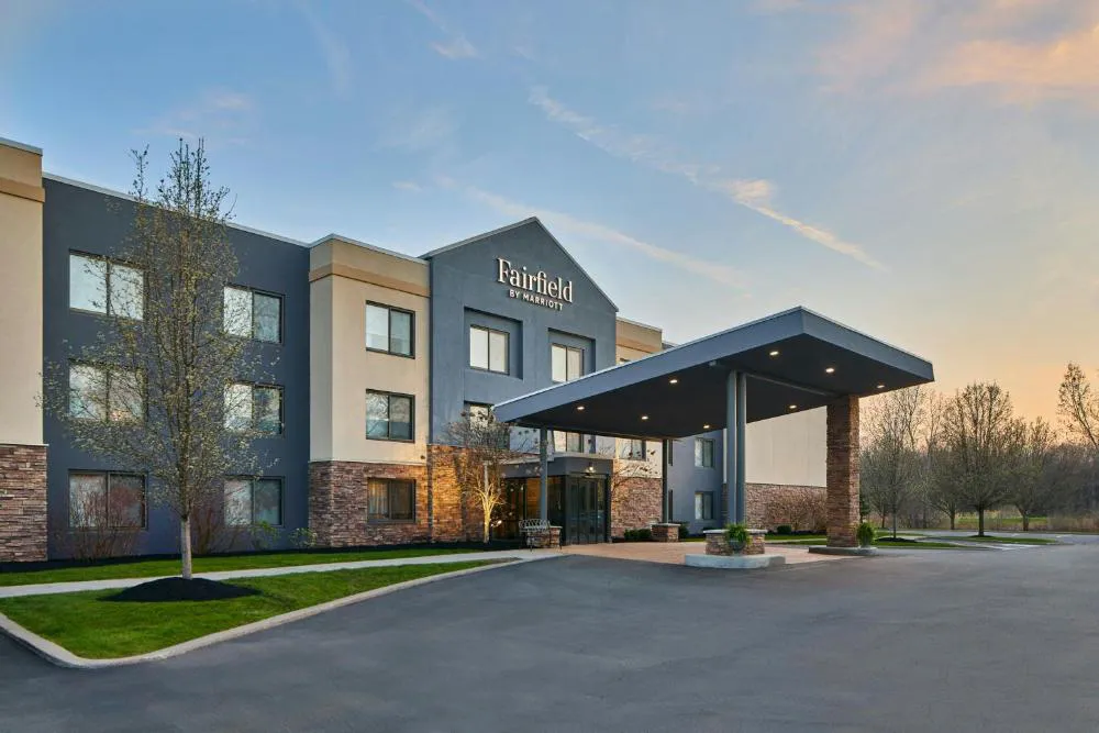 Fairfield Inn by Marriott Rochester East hotel hero
