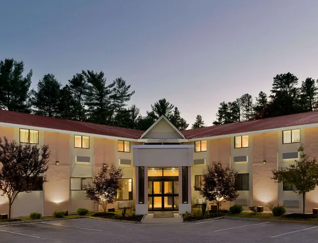 Days Inn by Wyndham Tamworth hotel detail image 2