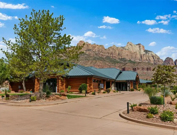 Hotel De Novo Springdale, Tapestry Collection by Hilton hotel detail image 1