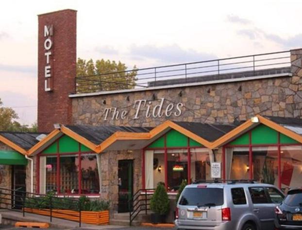 Tides Motor Inn at Stehli Beach hotel detail image 3