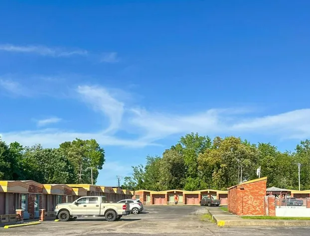 OYO Hickory House Inn hotel detail image 1