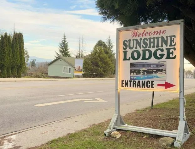 Sunshine Lodge hotel detail image 1