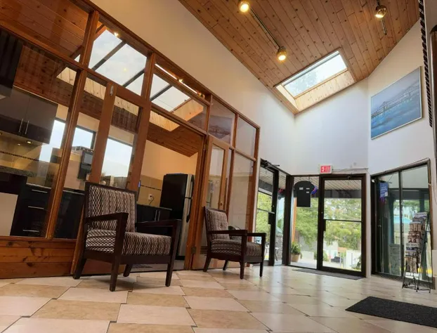 Sunshine Lodge hotel detail image 4