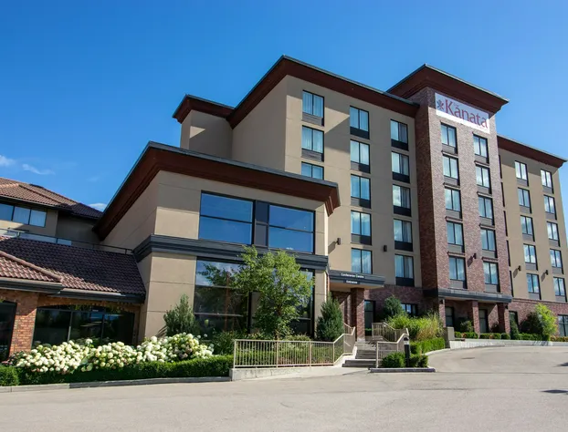 Hotel Kelowna & Conference Centre hotel detail image 2