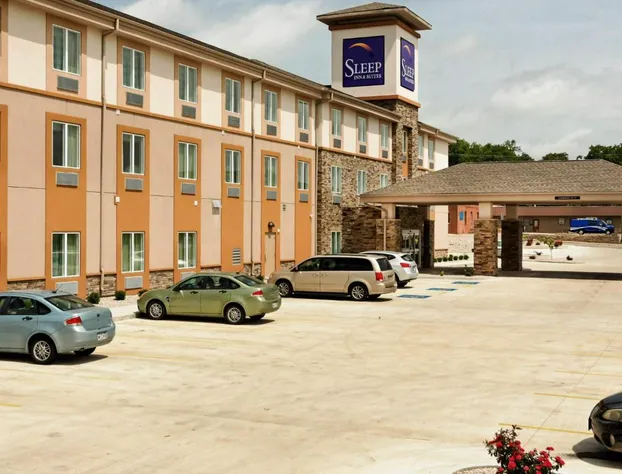 Sleep Inn & Suites Fort Scott hotel detail image 3