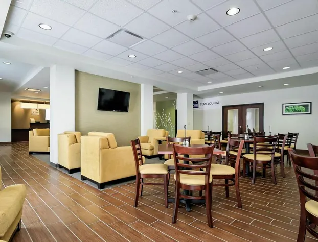 Sleep Inn & Suites Fort Scott hotel detail image 4