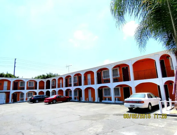 Central Inn Motel hotel detail image 2