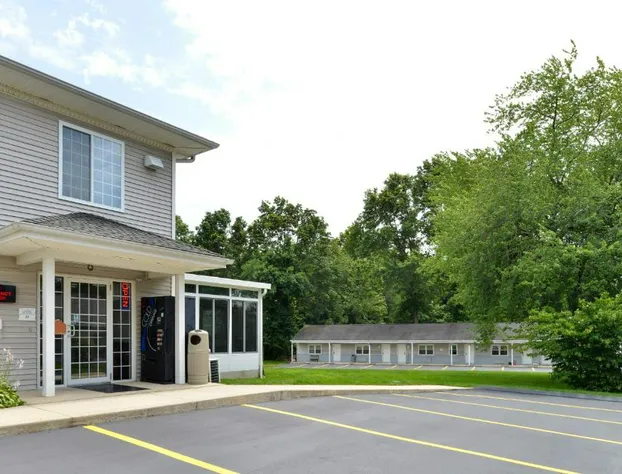 Tower Inn And Suites Of Guilford - Madison hotel detail image 3