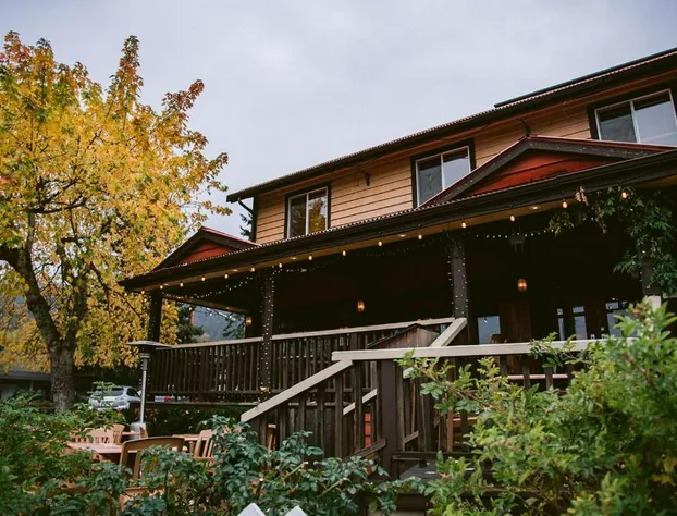 Salt Spring Inn hotel detail image 1