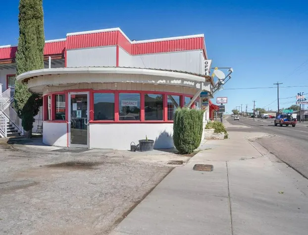 OYO Alpine TX near Big Bend National Park hotel detail image 4
