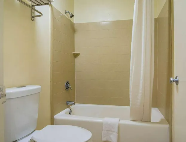 Econo Lodge Research Triangle Park hotel detail image 2