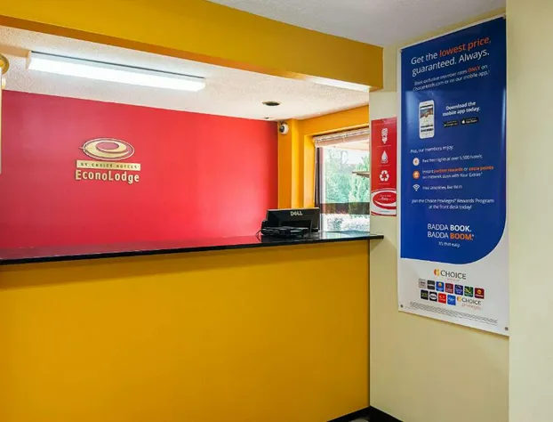 Econo Lodge Research Triangle Park hotel detail image 4