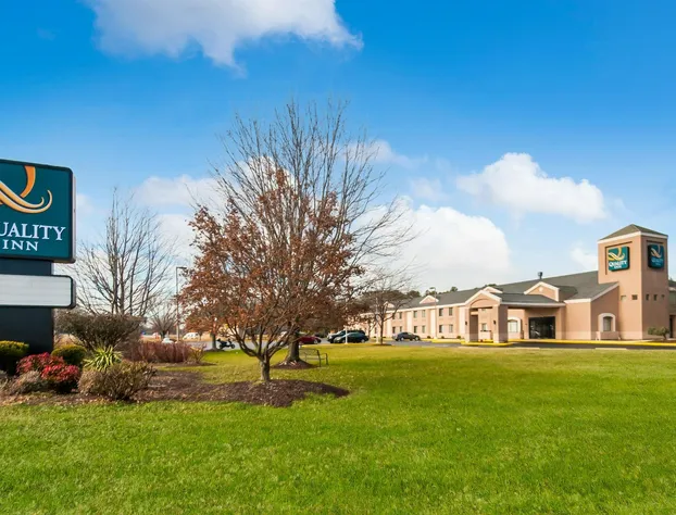 Quality Inn hotel detail image 2