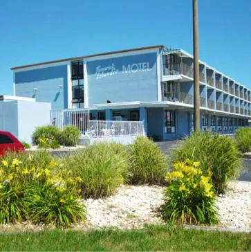 Fenwick Islander Motel hotel hero