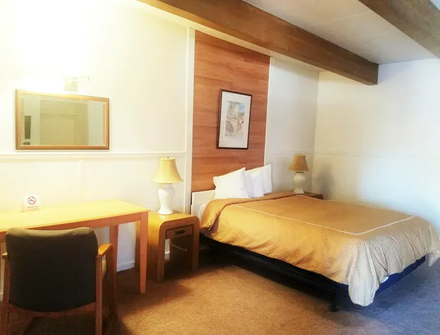 I-84 Motor Inn hotel detail image 2