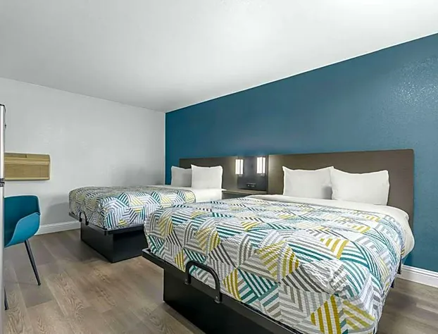 Studio 6 Suites Madera, California - Yosemite hotel detail image 4