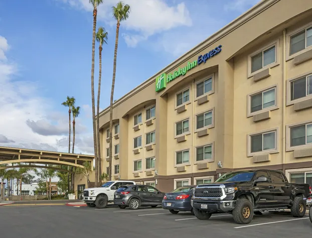 Holiday Inn Express San Bernardino - Colton by IHG hotel detail image 1