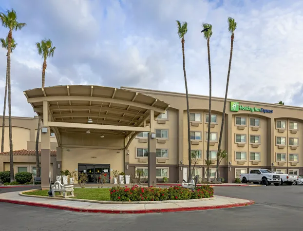 Holiday Inn Express San Bernardino - Colton by IHG hotel detail image 2