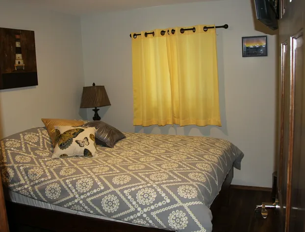 Kitimat Estuary Lodge B & B hotel detail image 2