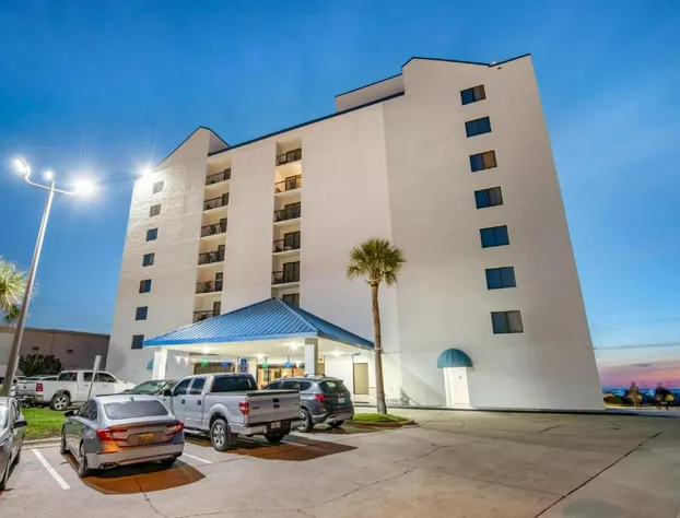 Tropical Winds Oceanfront Hotel hotel detail image 3