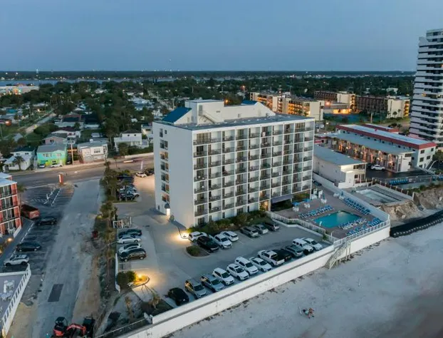 Tropical Winds Oceanfront Hotel hotel detail image 4