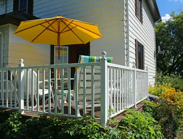 Fairmount Bed & Breakfast hotel detail image 2