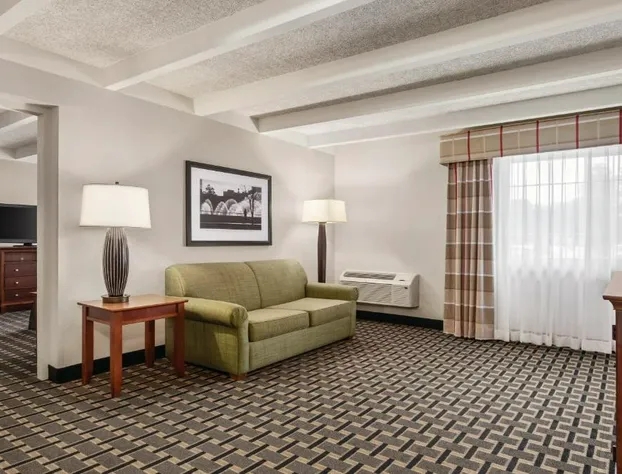 Country Inn & Suites by Radisson, Woodbury, MN hotel detail image 1
