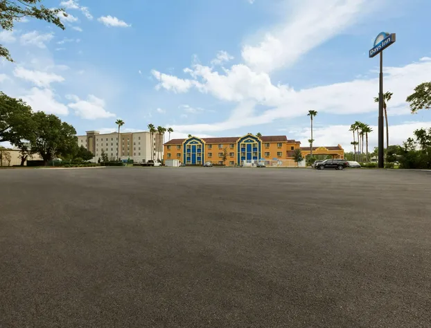 Days Inn by Wyndham Orange Park/Jacksonville hotel detail image 3