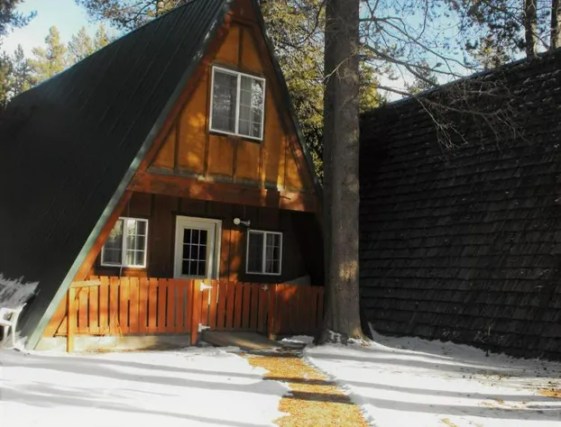 Eagle Crater Lake Inn hotel detail image 4