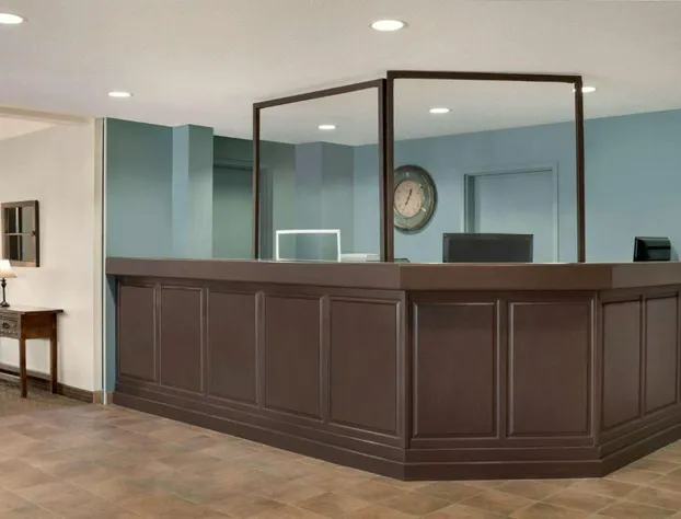 Travelodge by Wyndham Edson hotel detail image 2