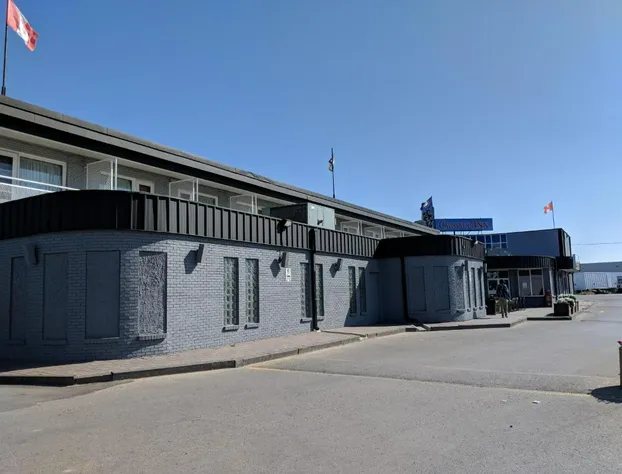 The New Cavalier Inn hotel detail image 1