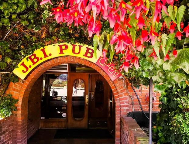 James Bay Inn Hotel & Suites hotel detail image 3