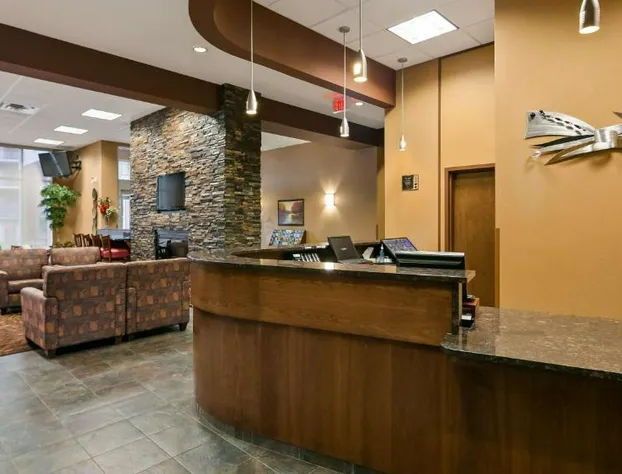 Best Western Plus Chateau Inn Sylvan Lake hotel detail image 2