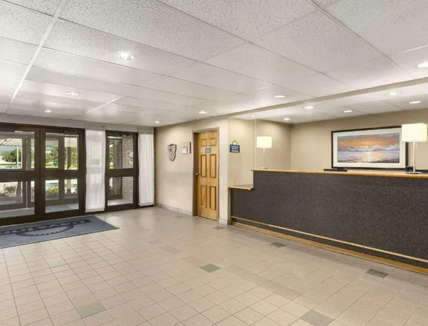 Days Inn by Wyndham Stephenville hotel detail image 3