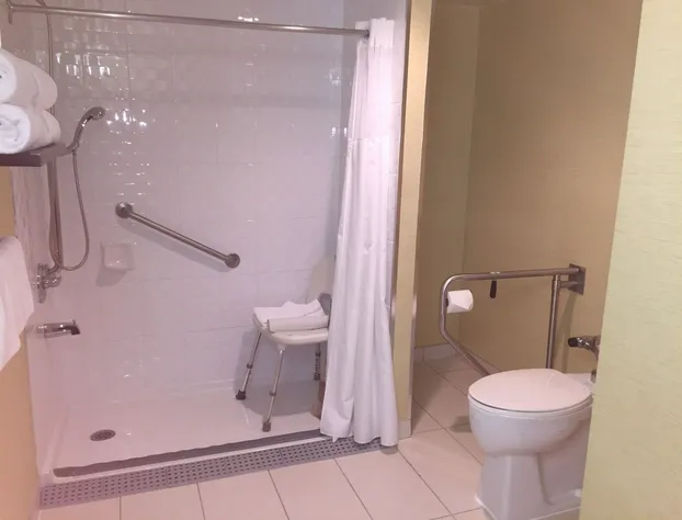 Park Inn And Suites By Radisson Vancouver, BC hotel detail image 2