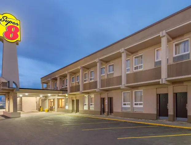 Super 8 by Wyndham Thunder Bay hotel detail image 3