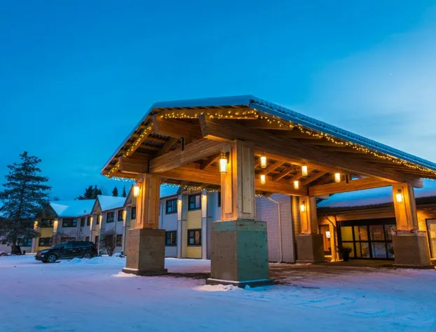 Prestige Hudson Bay Lodge & Conference Centre, WorldHotels Crafted Collection hotel detail image 2